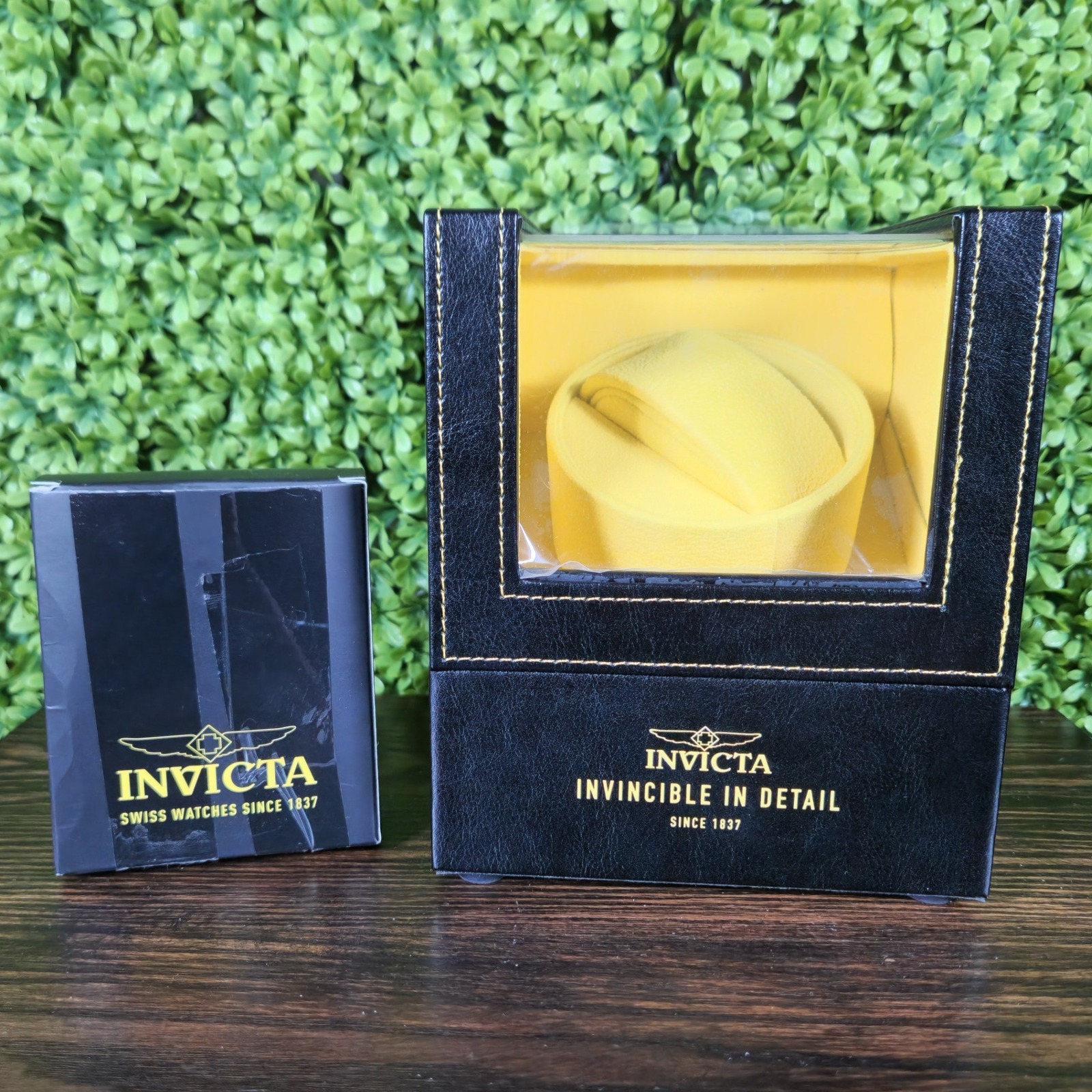 Invicta Single Automatic Watch Winder Black Yellow Faux Leather Display Box